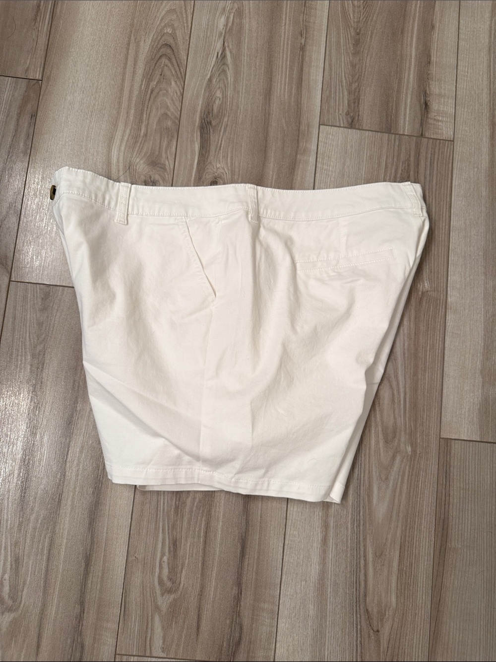Classic White Cotton Shorts - 18W - Picture 5 of 7
